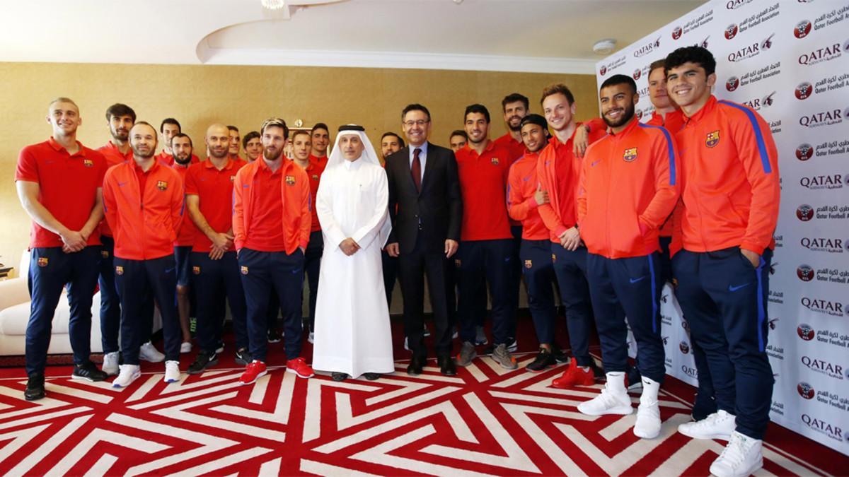 Las imágenes de la recpeción del FC Barcelona con el CEO de Qatar Airways Akbar Al Baker