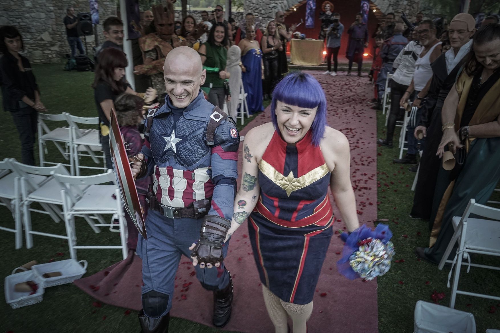 Mira les fotos del casament temàtic de Marvel a Sallent