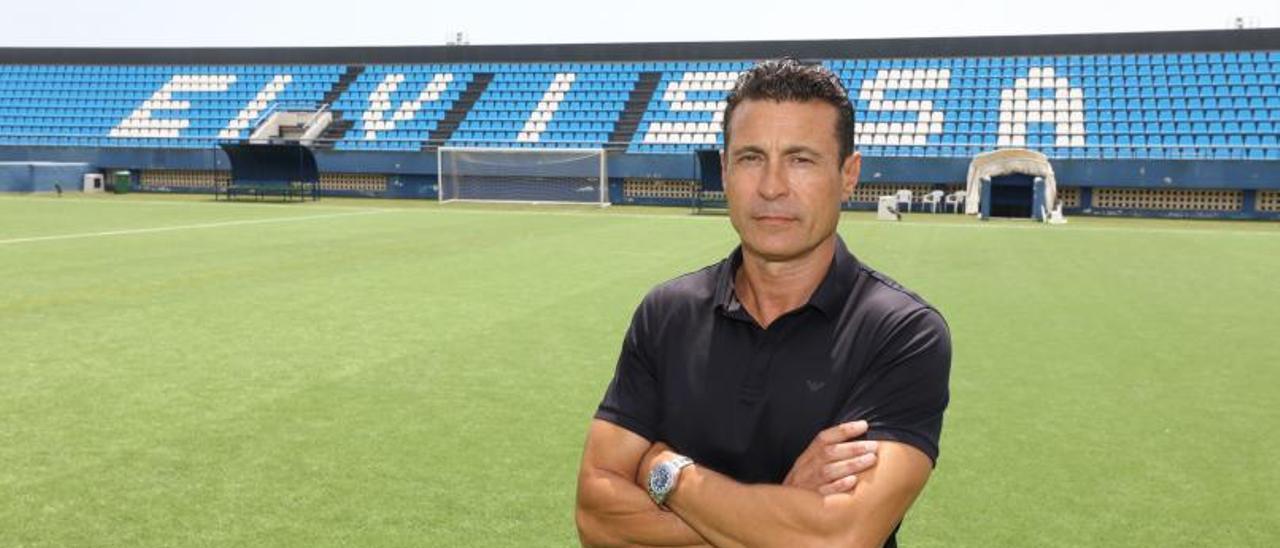 Amadeo Salvo, presidente de la UD Ibiza, en una imagen en el estadio de Can Misses. | VICENT MARÍ