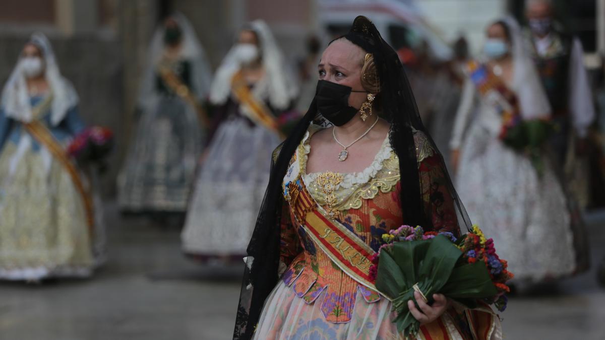 Búscate en el segundo día de Ofrenda por la calle de la Mar (entre las 19.00 y las 20.00 horas)