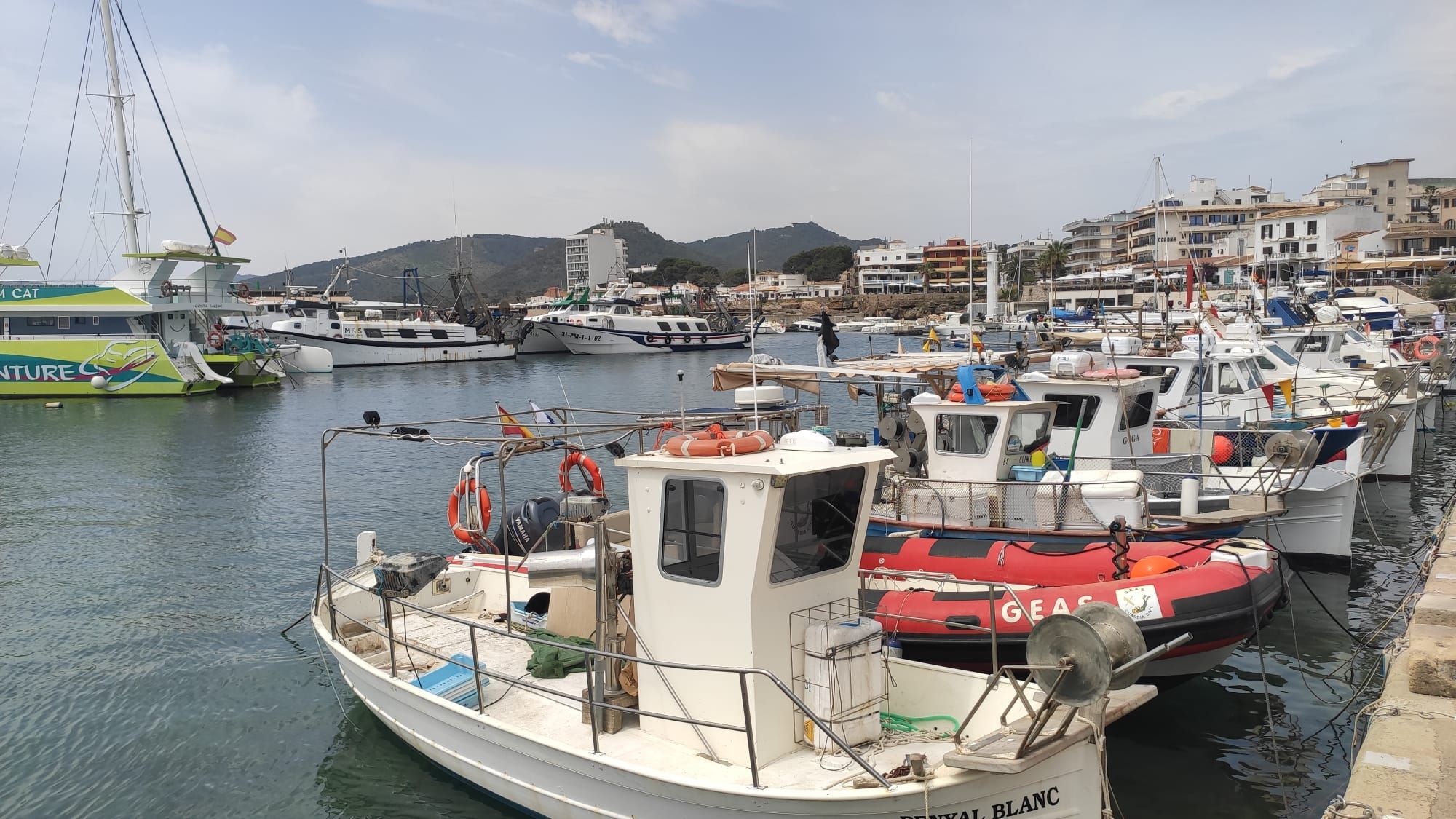 Los pescadores se quedan en tierra