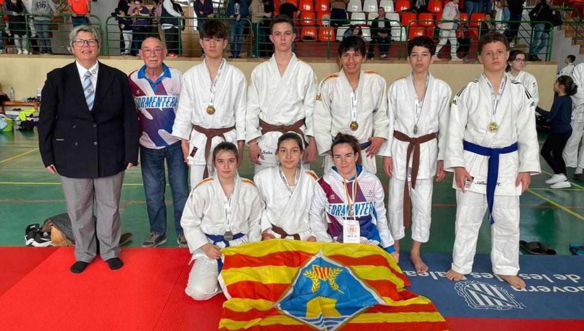 Diez judokas pitiusos se clasifican para el Campeonato de España escolar | D.I.