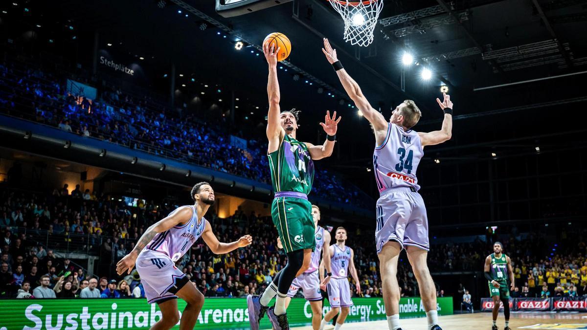 El Unicaja ganó en la prórroga en Berlín. El resumen y los highlights del partido