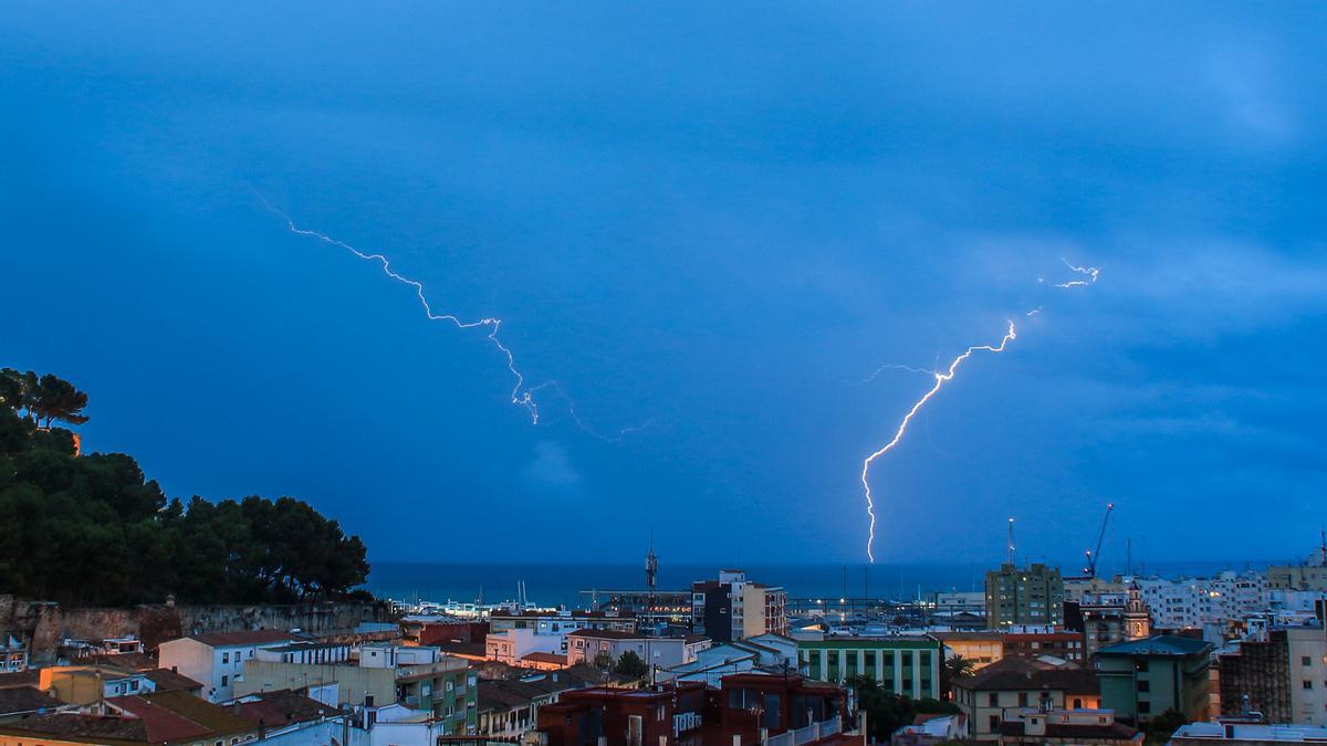 Aparato eléctrico sobre Denia