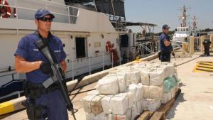 Los operativos coordinados entre varios países para combatir el narcotráfico.