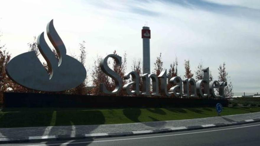El Santander vuelve a modificar las condiciones de la cuenta 123: estas son las nuevas