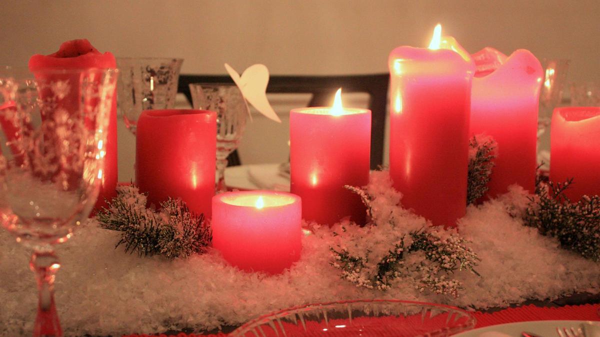 Una taula preparada per a un àpat.