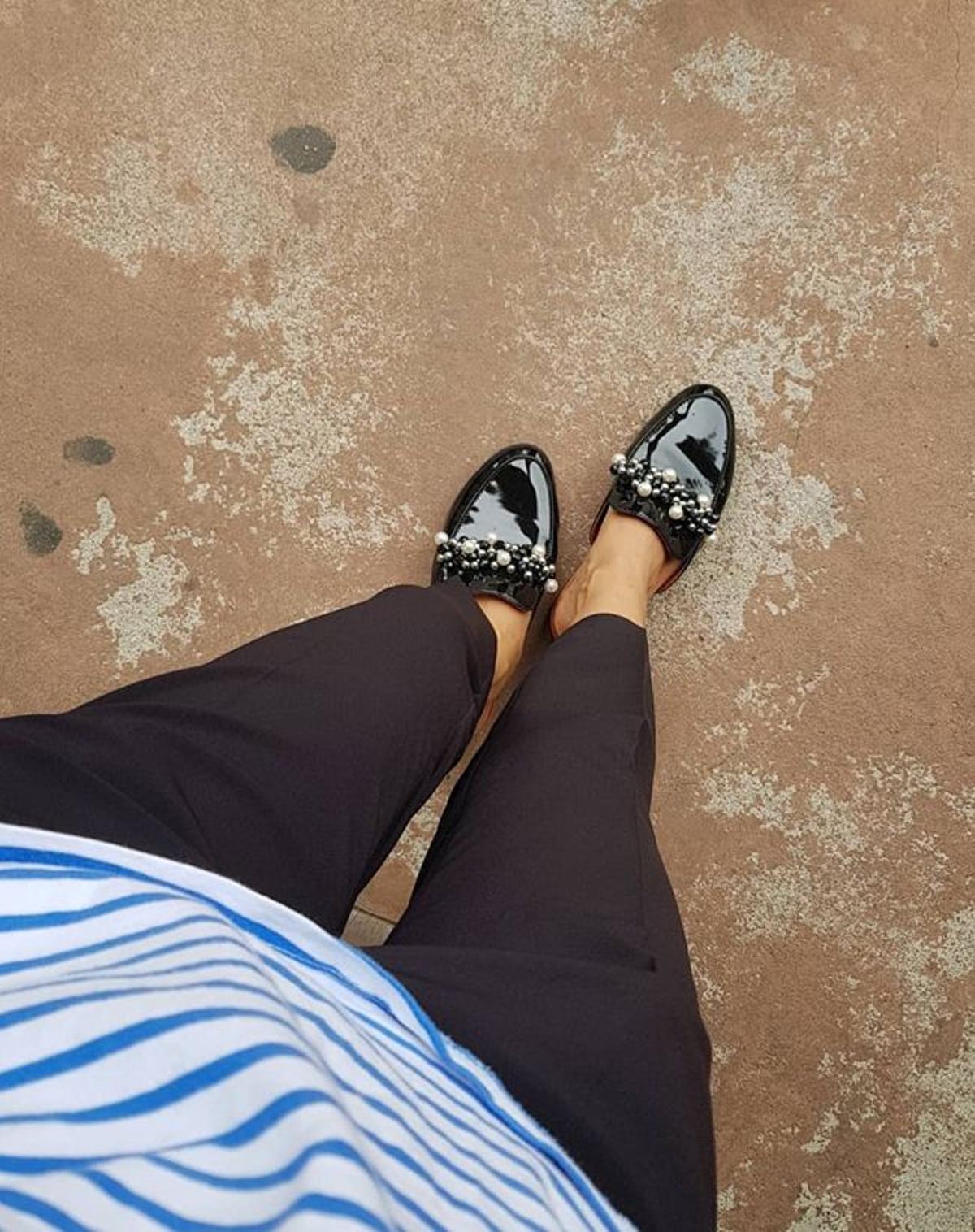 La instagramer @yuni45678 con mules de FitFlop