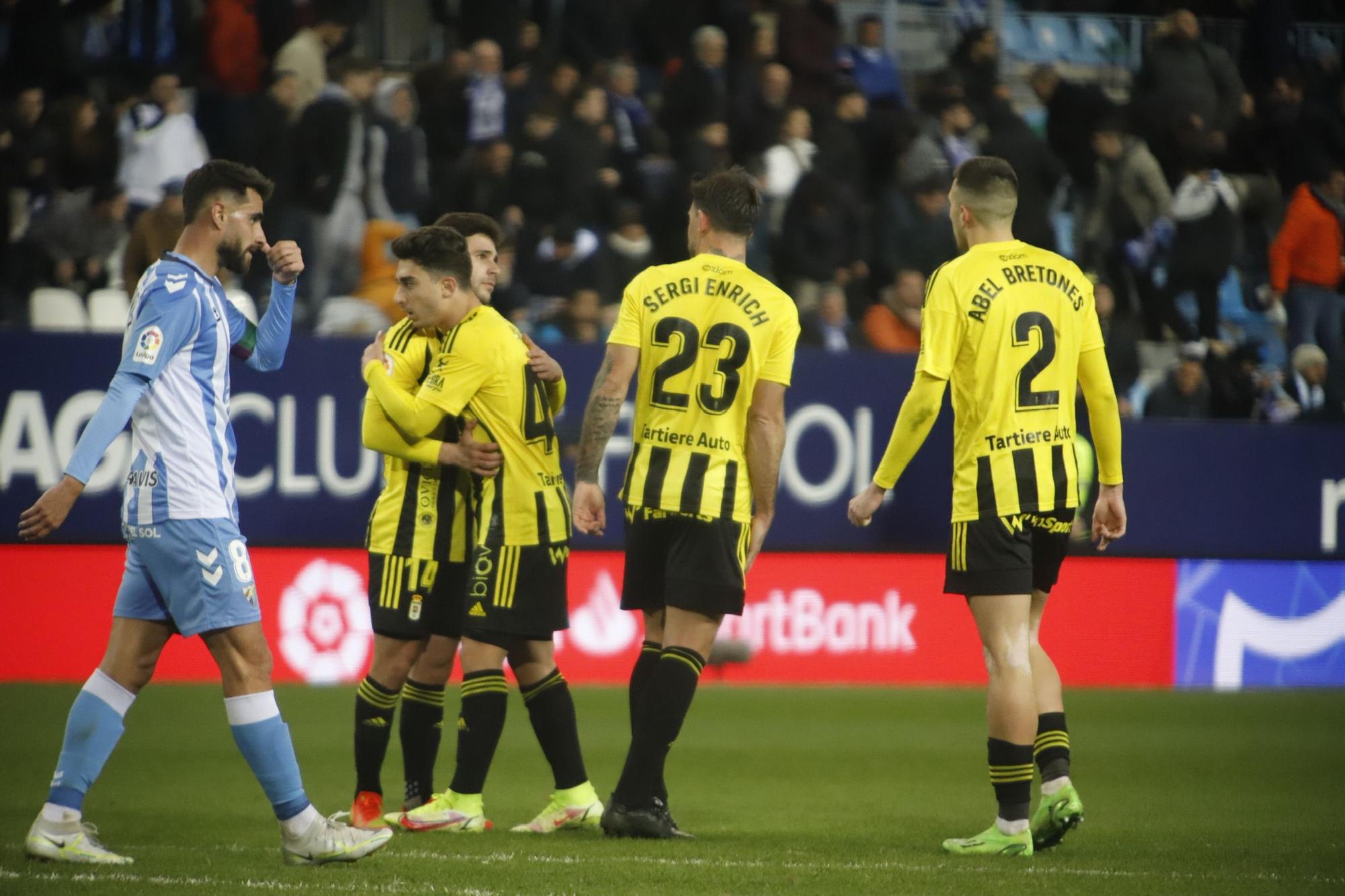 El Málaga CF - Real Oviedo, en imágenes