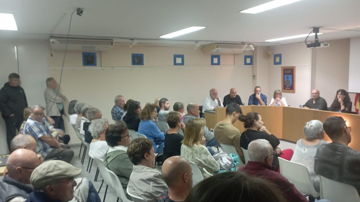 Ple municipal de l'Ajuntament de Callús on es van aprovar les ordenances fiscals