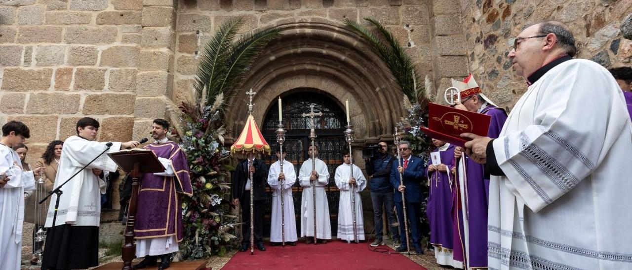 Vídeo | Apertura de la Puerta Santa de la Basílica de Mérida por el Año Jubilar Eulaliense