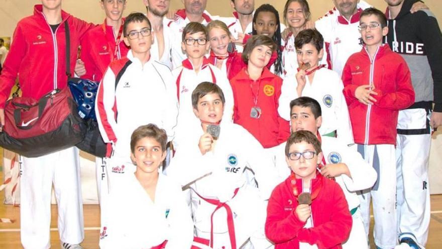 Veintiuna medallas para la Región en la Copa de España 2016 de Taekwon-Do