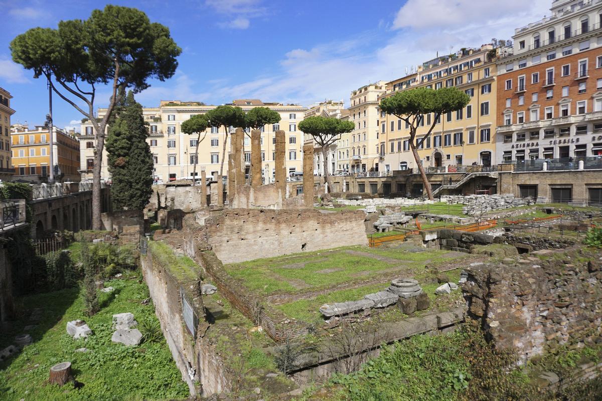 Largo di Torre Argentina, lugar donde mataron a Julio César
