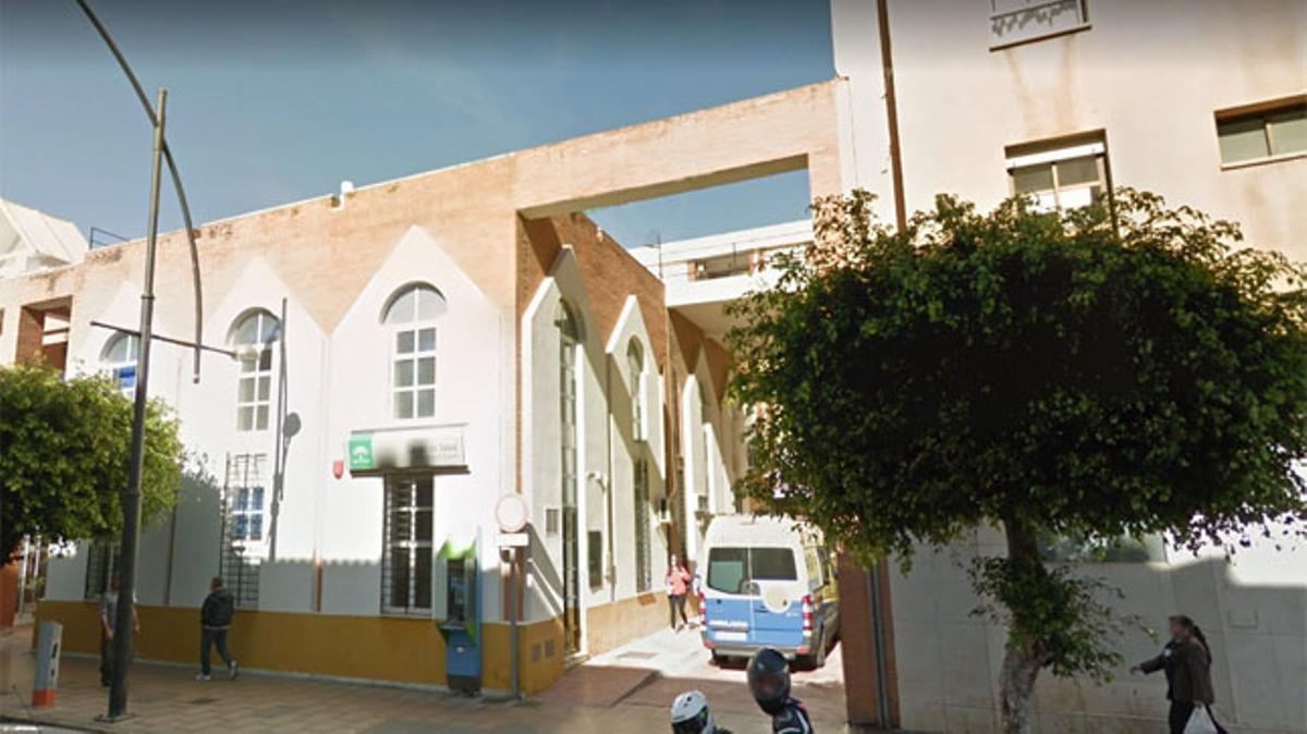 Fachada del Centro de Salud de Rincón de la Victoria.