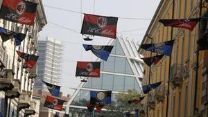 ecarrasco40522788 flags of inter milan  black and blue  and ac milan  red and 171013165254