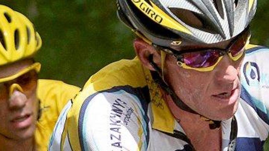 Lance Armstrong y Alberto Contador, en una etapa del pasado Tour de Francia.