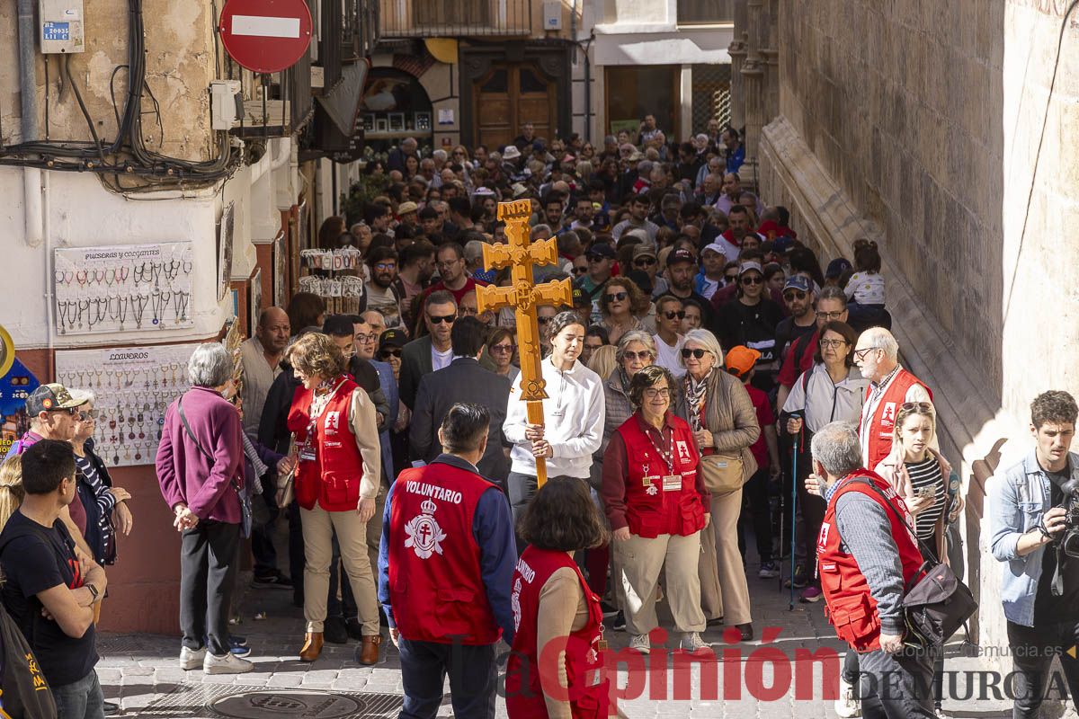 La vicaría de Cartagena, la UCAM, junto a asociaciones y peregrinos de toda España se ponen a los pies de la Vera Cruz