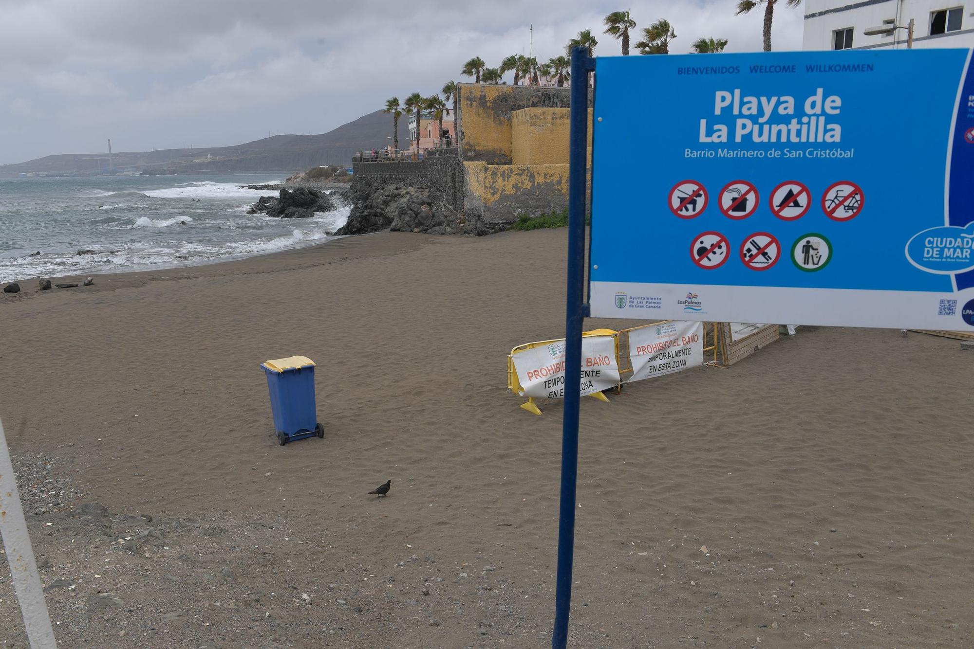 La Playa de La Puntilla sigue cerrada al baño
