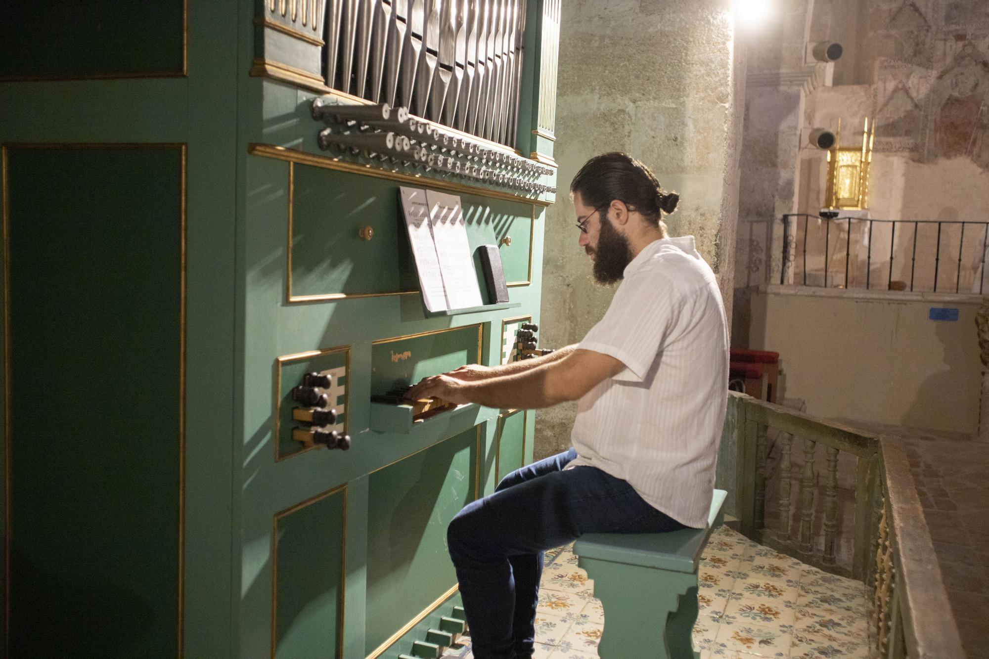 La ermita Sant Feliu de Xàtiva se llena tras dos años sin celebrar su patrón