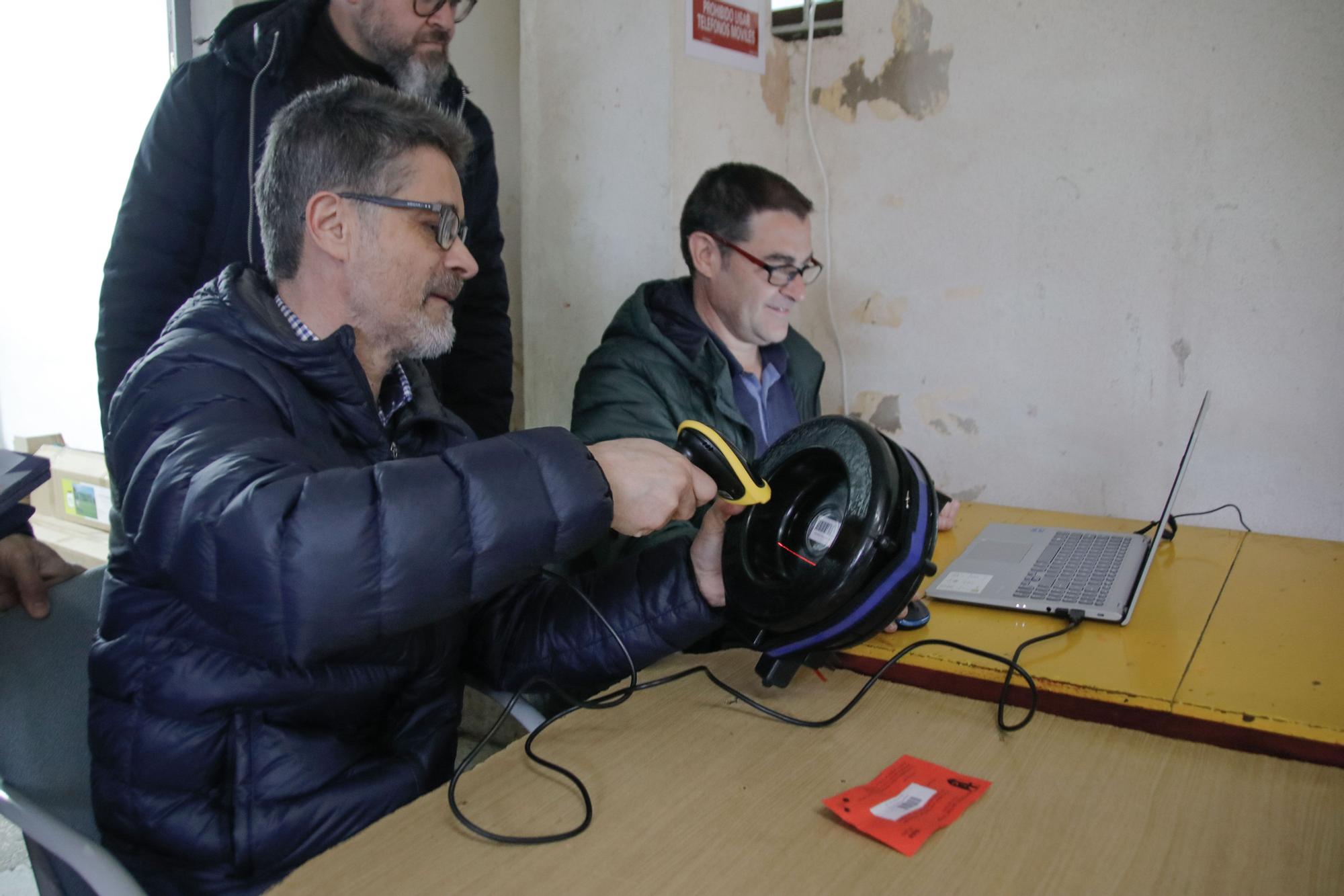 La Asociación de San Jorge reparte 3.010 kilos de pólvora para el día del Alardo en Alcoy