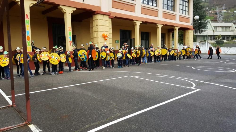 Carnaval en el colegio Santa Eulalia de Ujo.