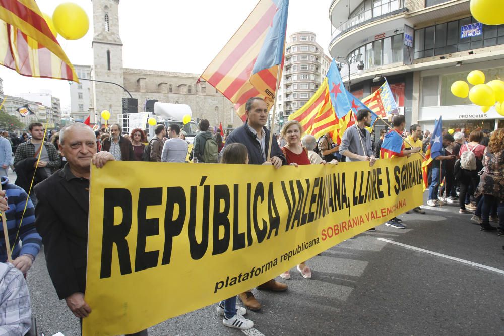 Manifestación del 25 d'Abril en València