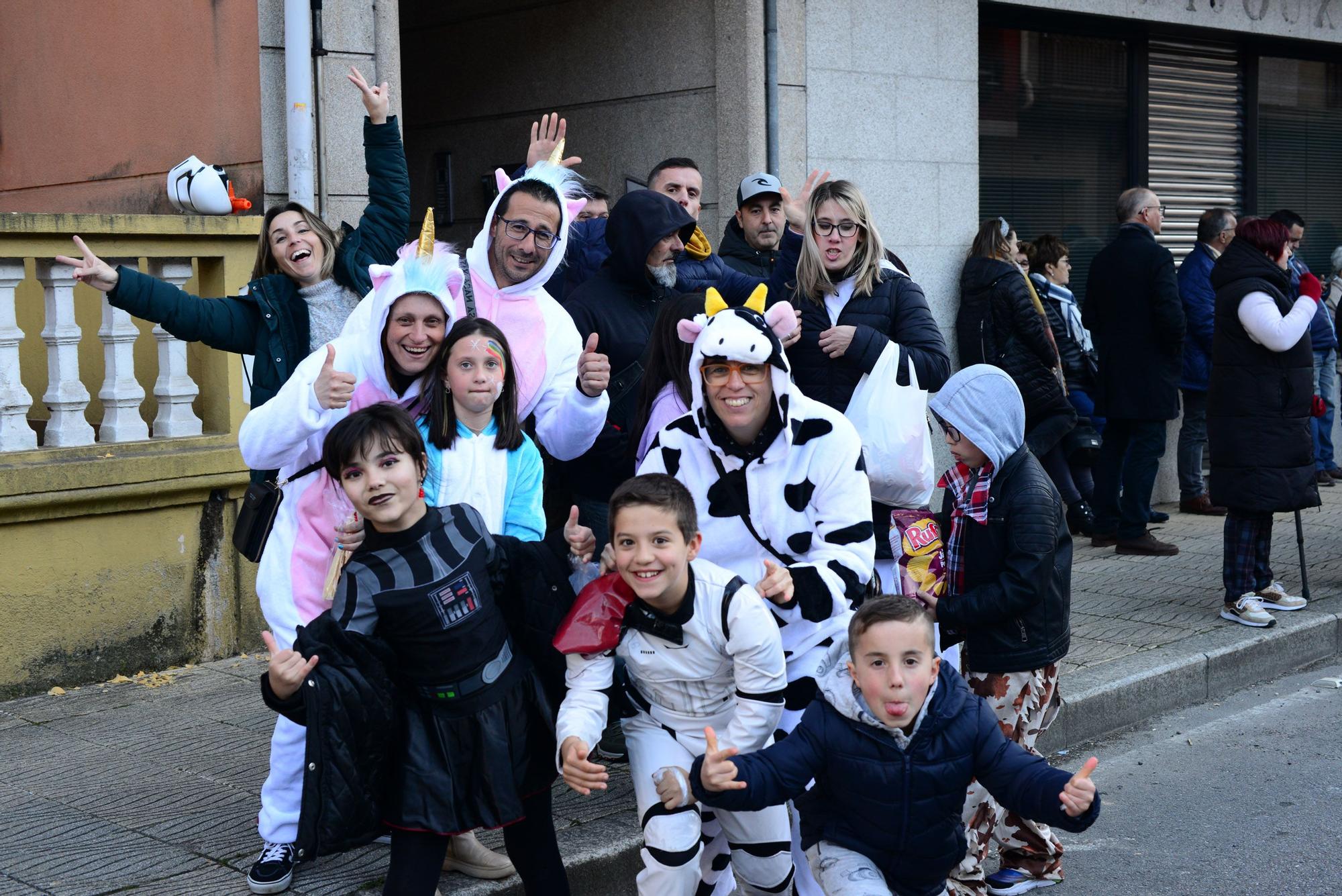 Moaña "llora" el fin del carnaval con el Enterro da Sardiña