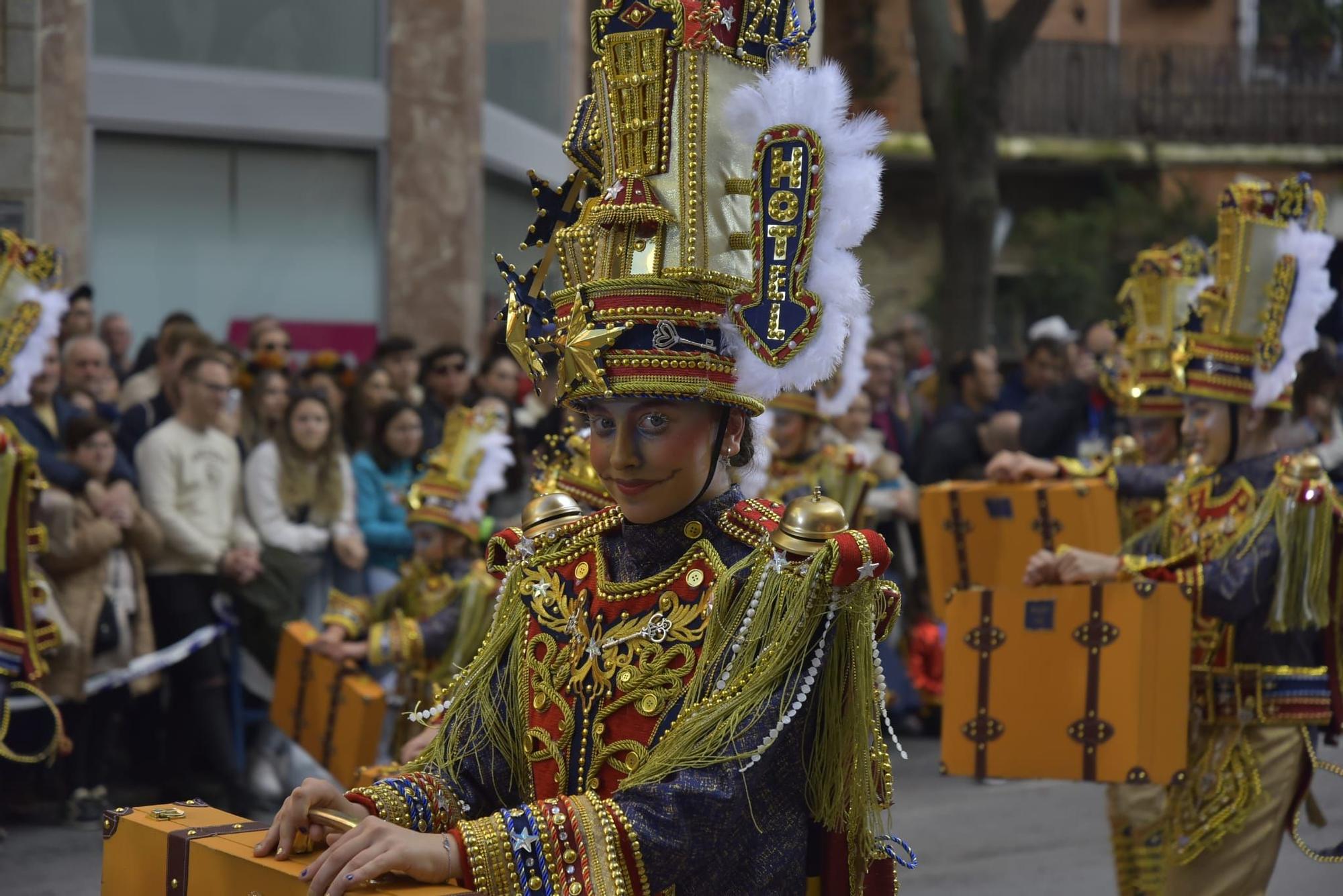 GALERÍA | Mira el desfile de comparsas infantiles de Badajoz