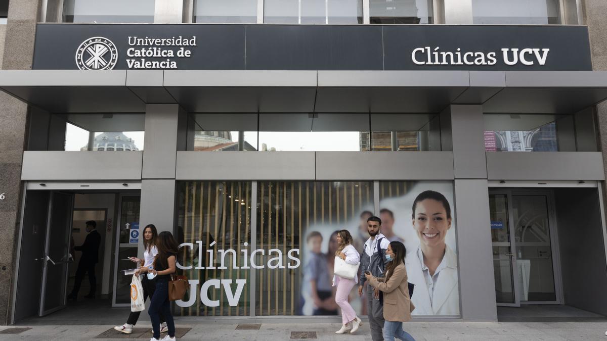 Nuevas clínicas universitarias de la Universidad Católica de València en la Plaza de Brujas