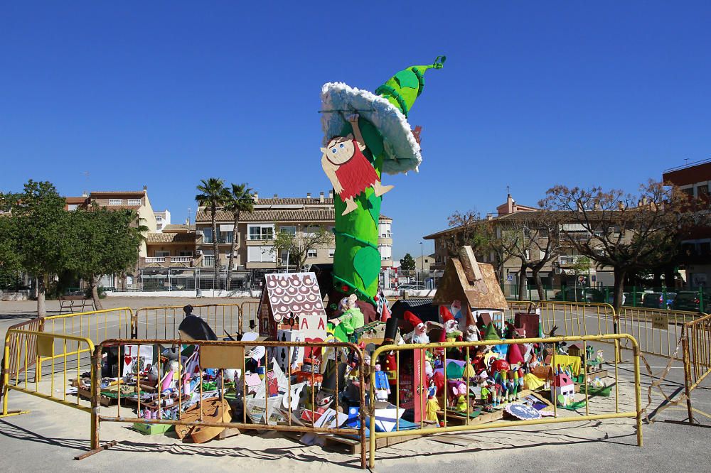 Los colegios de Puçol en Fallas