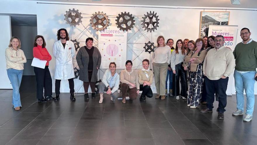 Participantes en la exposición.