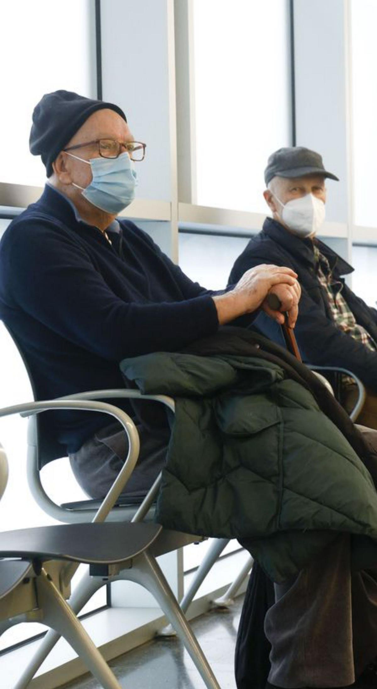 Salut prorrogarà 15 dies l’ús de la mascareta als hospitals