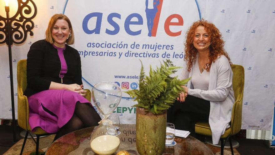 La consejera de Familia, Isabel Blanco, participa en el Desayuno-Entrevista de la Asociación de Mujeres Empresarias y Directivas de León.