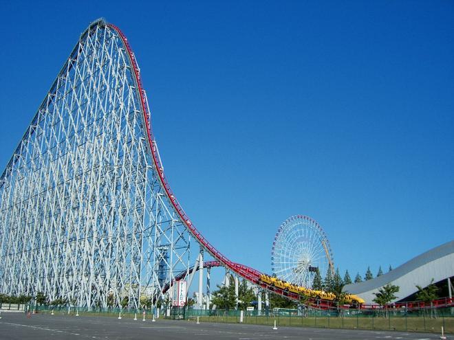 Steel Dragon 2000, Nagashima Resort, Japón