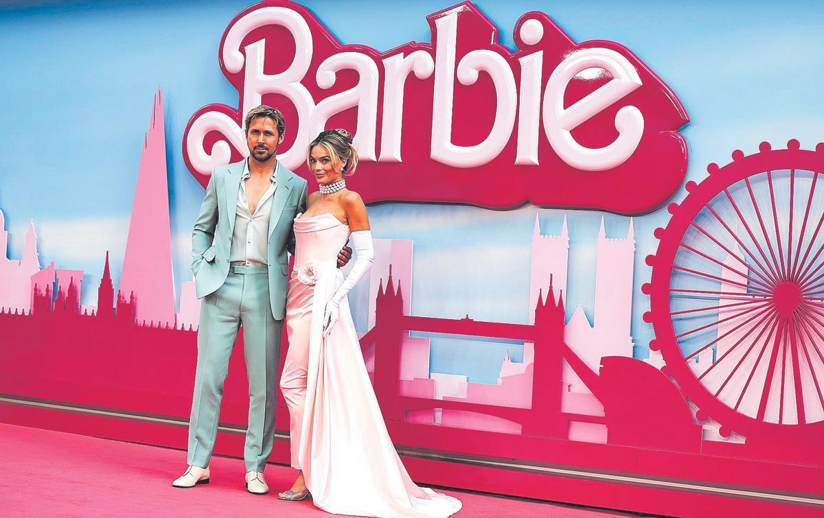 Ryan Gosling y Margot Robbie en una presentación de la película.