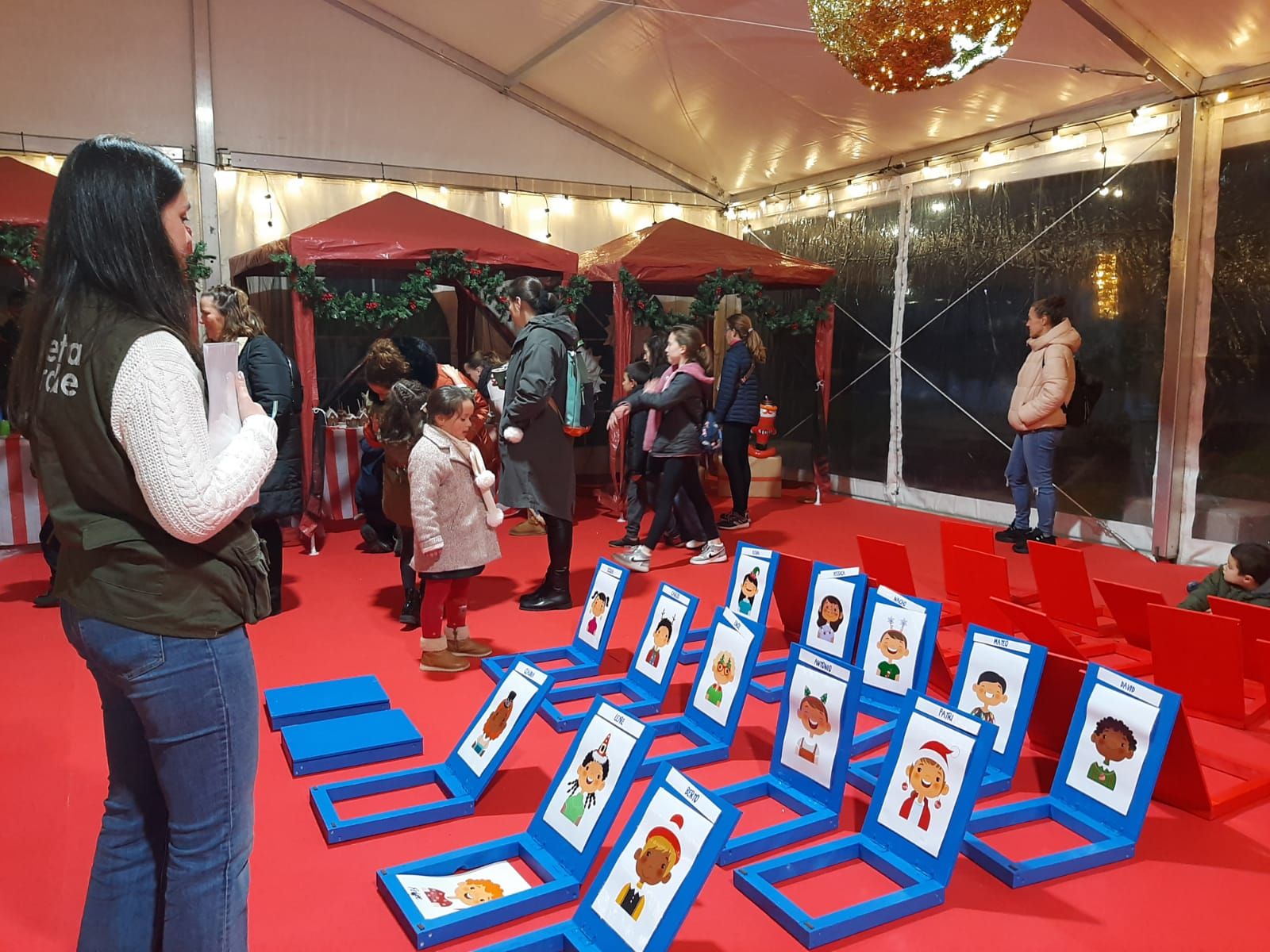 Llanera estrena el  mercadillo navideño: así es la evento en la plaza Cuno Corquera de Posada