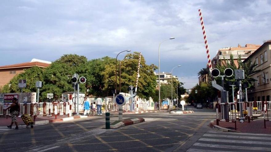 &quot;Donde hoy hay vías del  tren, mañana habrá jardines&quot;