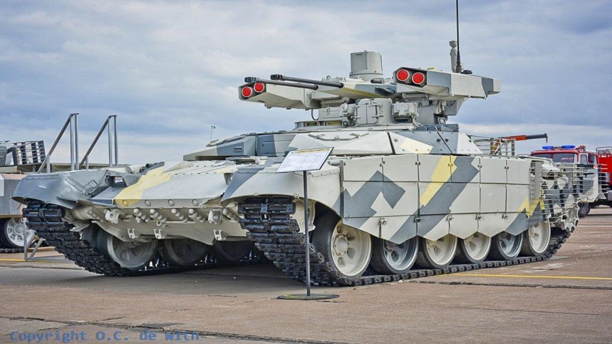 El ejército argelino recibe el BMPT-72 Terminator-2 de Rusia