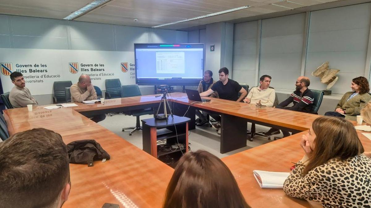 Imagen del día que Educación celebró los sorteos para elegir a los miembros de los tribunales de las oposiciones.