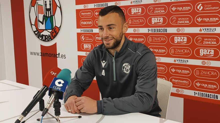 Pablo Clavería, jugador del Zamora CF: &quot;Tendremos que adaptarnos al contexto en Irún&quot;