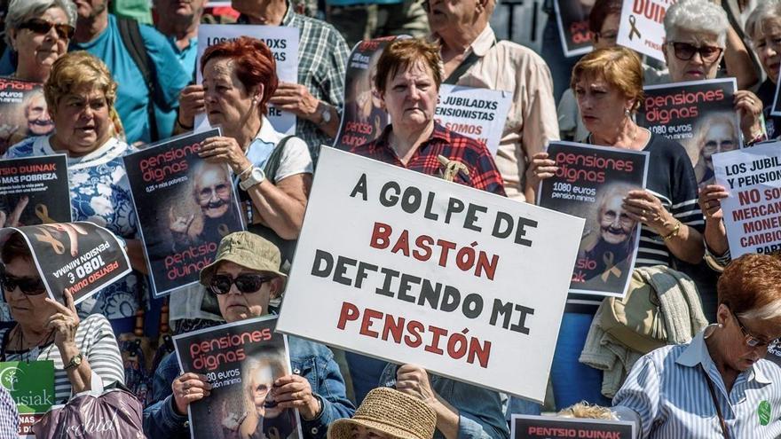 Los pensionistas cobrarán el viernes 100 euros de media por los atrasos