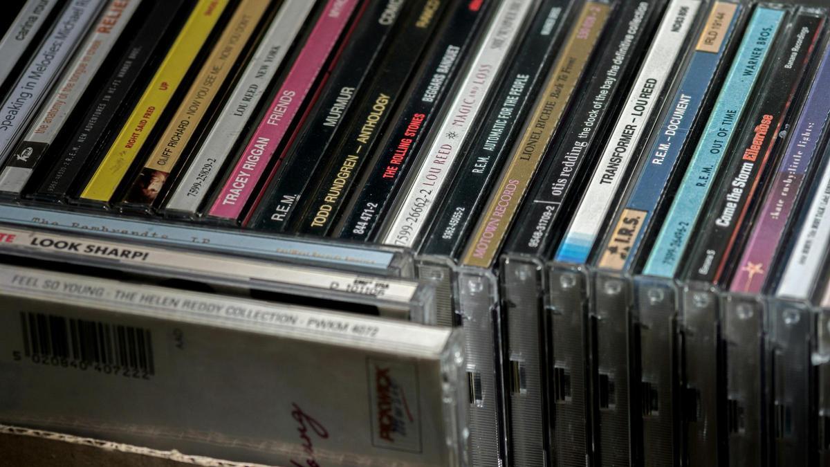 Si tienes este CD en casa te puedes llevar una alegría: vale tanto como un coche nuevo.