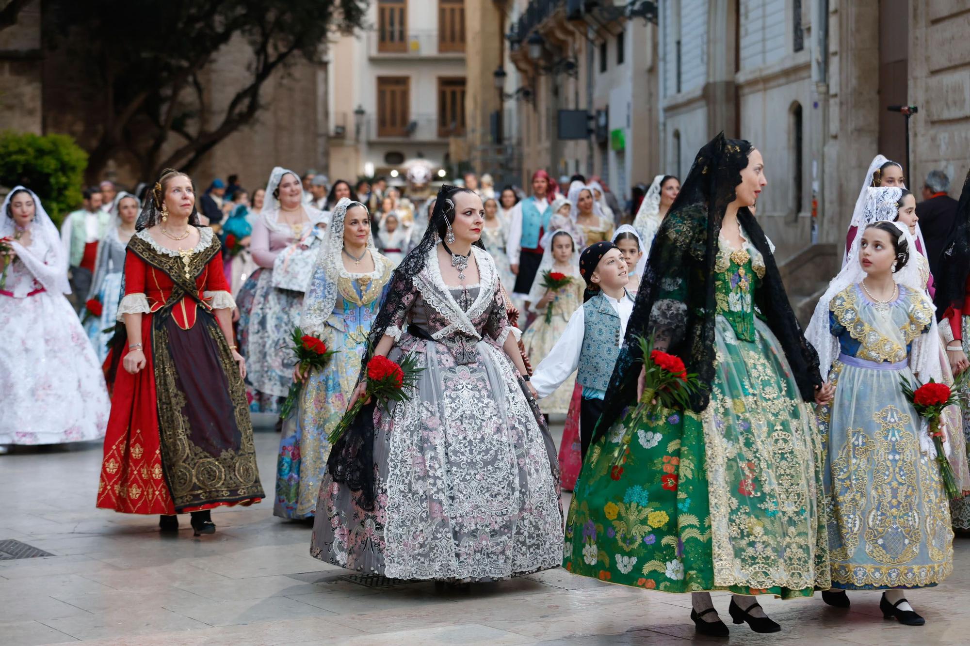 Búscate en el primer día de la Ofrenda en la calle San Vicente entre las 18:00 y las 19:00