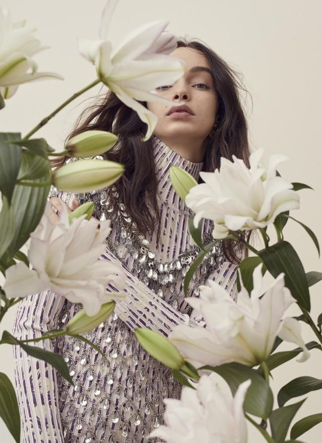 Luma Grothe, embajadora de la nueva fragancia de Olympéa Blossom de Paco Rabanne