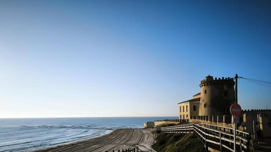 Las diez playas de Pilar de la Horadada listas para la Semana Santa