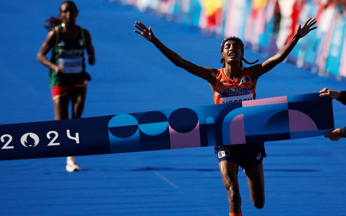 Hassan venció a Assefa en la maratón de París 2024