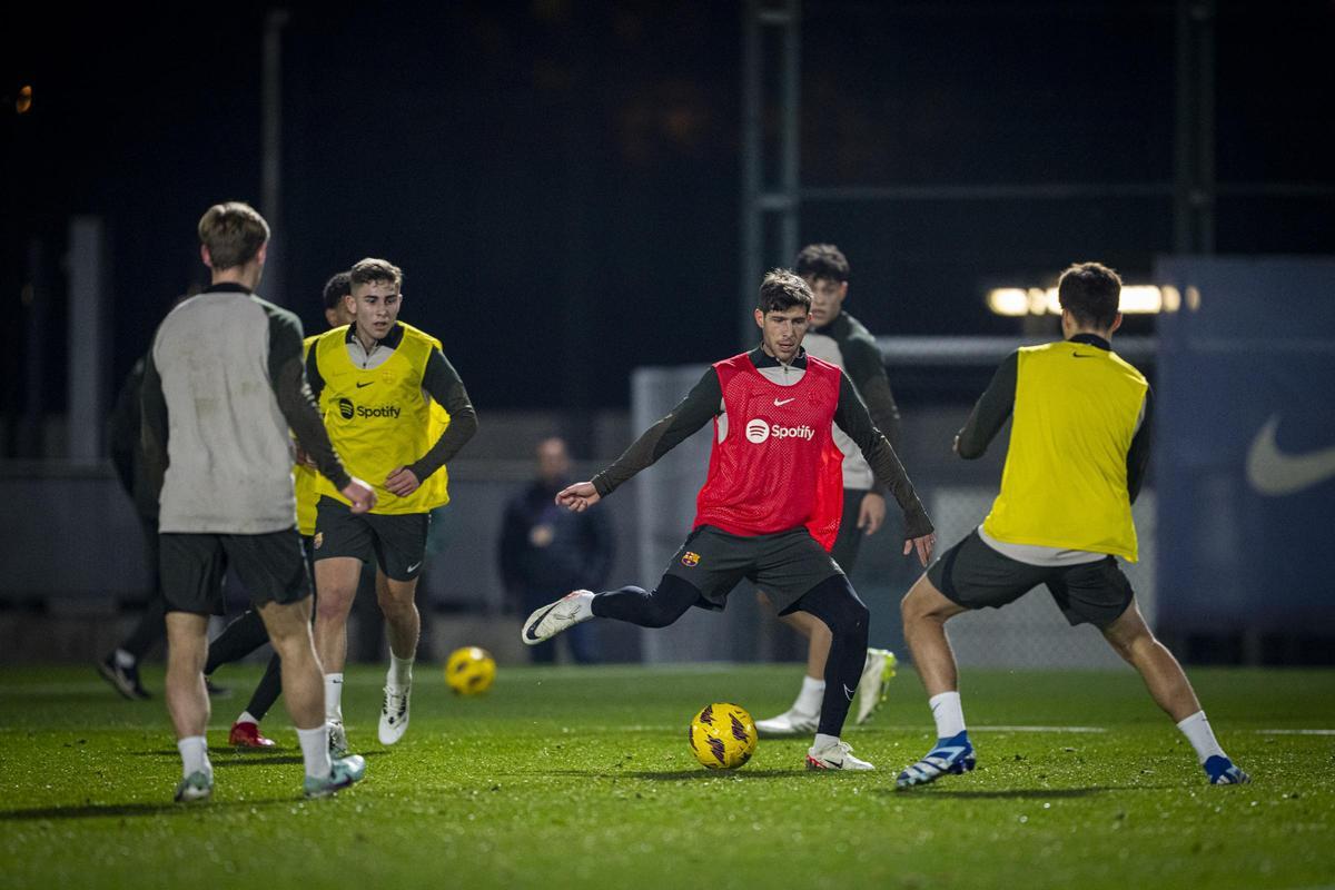 ¡Vitor Roque ya es uno más! Las mejores imágenes de su primer entrenamiento ¡Vitor Roque ya es uno más! Las mejores imágenes de su primer entrenamiento