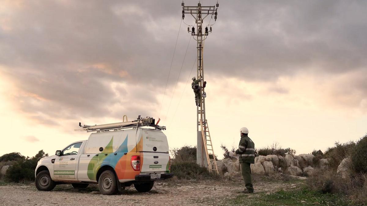 Operarios del grupo Iberdrola.