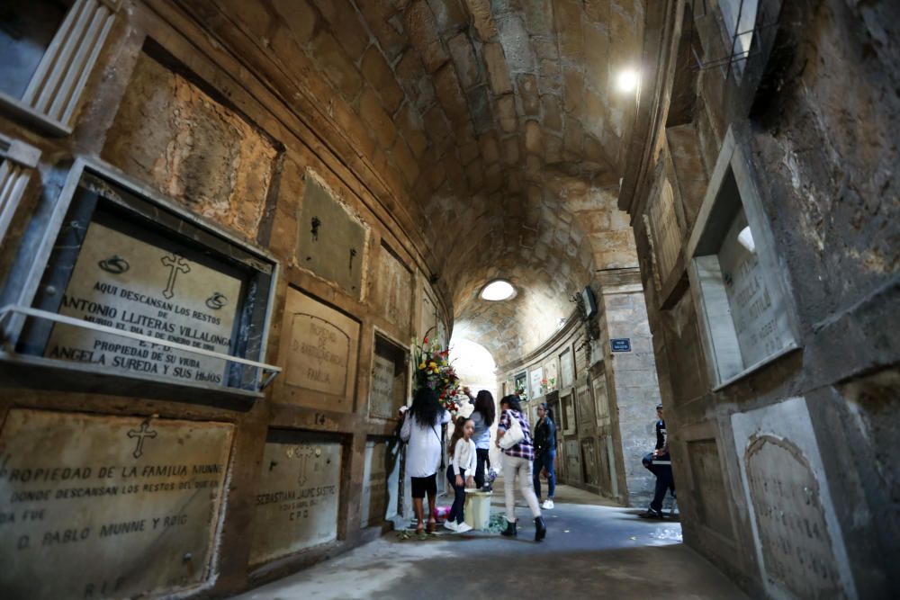 25.000 Leute suchen zu Allerheiligen den Friedhof in Palma auf