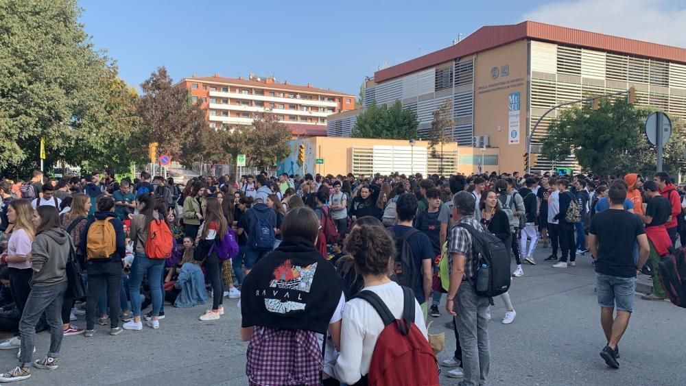 Respostes a la sentència: centenars de persones es manifesten a Manresa contra la sentència